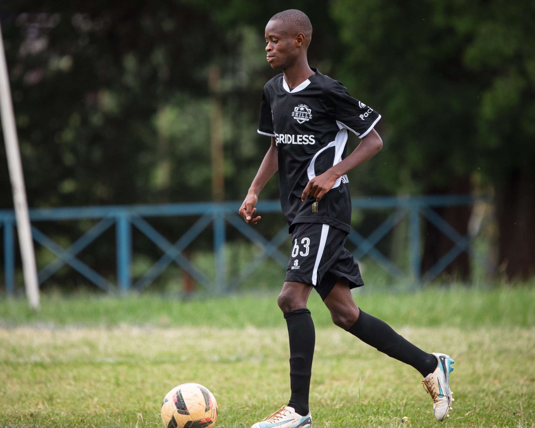 Skillz FC Academy player in match action